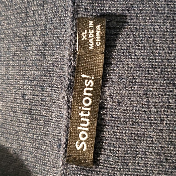 WOMEN'S COZY BLUE SWEATER COAT WITH FRONT POCKETS. - Picture 3 of 6